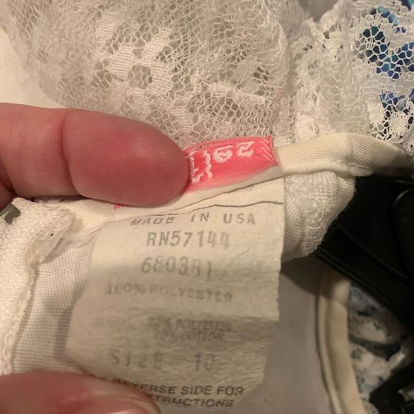 Vintage White Lace Ruffle Dress size 10 - Picture 8 of 11